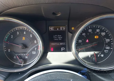 2013 Jeep Grand Cherokee Overland z USA, uszkodzony, nr VIN 1C4RJECG4DC588418